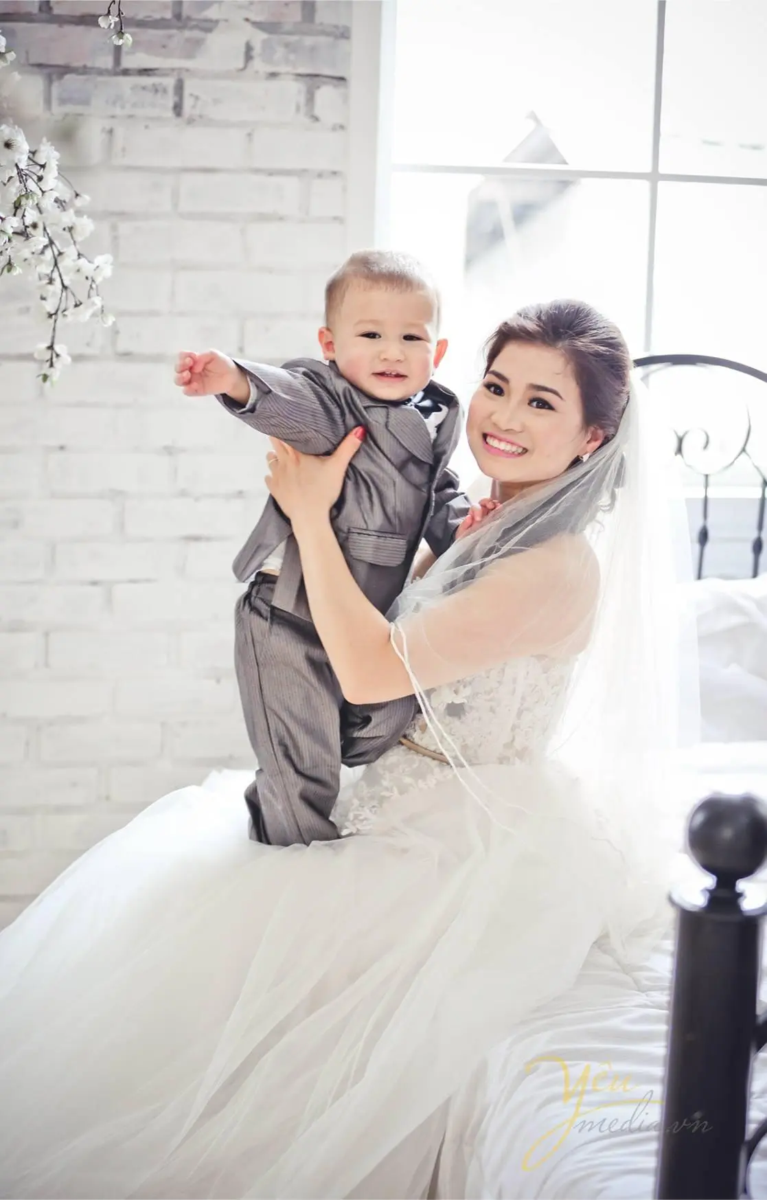 Chụp ảnh gia đình với trẻ con dưới 3 tuổi cần lưu ý gì ?