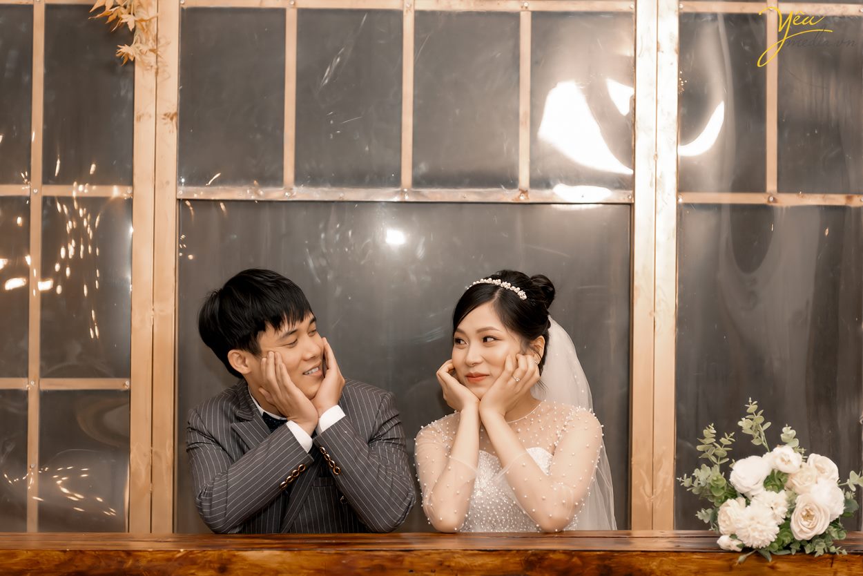 Phim trường Rosa đơn giản nhẹ nhàng tại Hà Nội set chụp không làm album