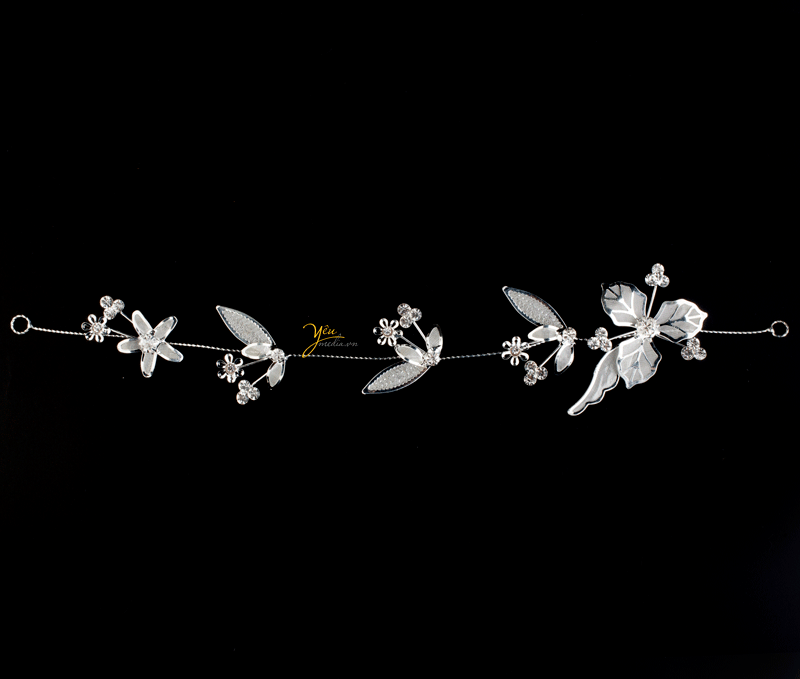 Trang sức phụ kiện cưới