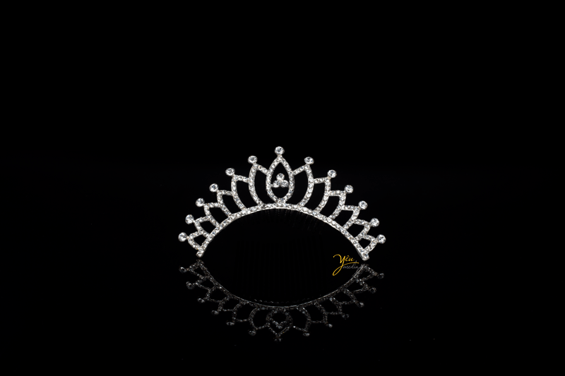 Trang sức cô dâu