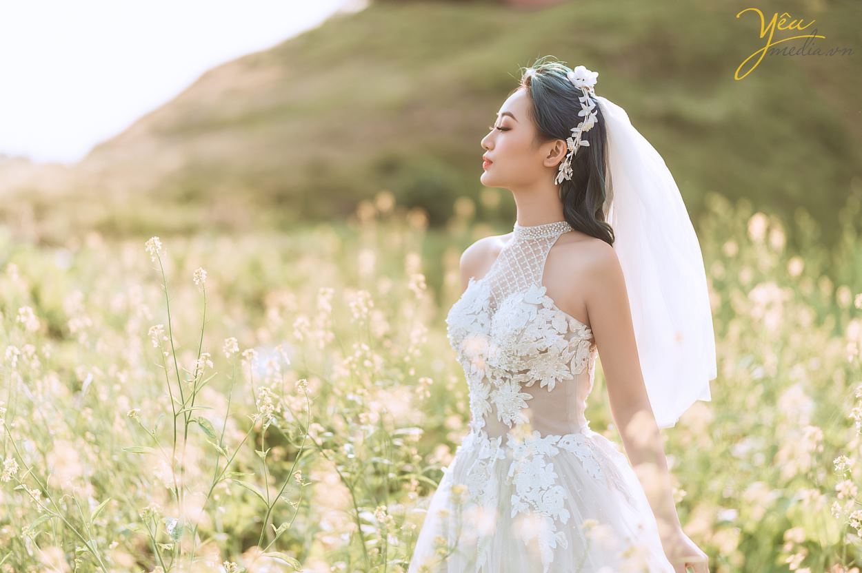 Jeju Park studio - một phim trường tuyệt vời để chụp ảnh dành cho các cặp đôi muốn thỏa sức sáng tạo, yêu thích sự lãng mạn và phong cách kẹo ngọt Hàn Quốc. Studio nằm tại ngõ 300 đường Nguyễn Xiển- quận Thanh Xuân- thành phố Hà Nội. Với vị trí thuộc quận nội thành, tọa lạc trên trục đường lớn, giao thông thuận tiện, có bãi để xe rất rộng, Jeju Park studio hứa hẹn sẽ là một địa điểm lý tưởng dành cho các bạn trẻ.