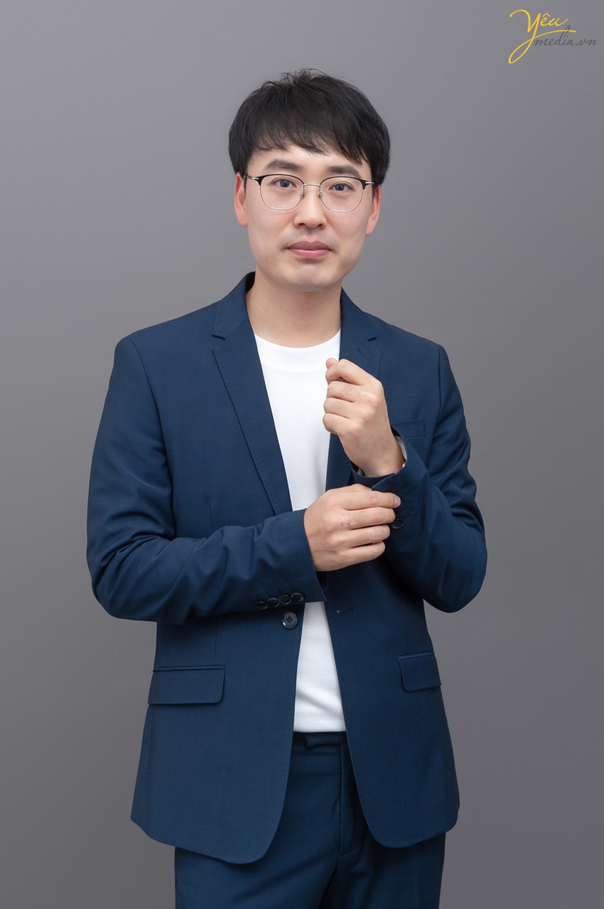 korean portrait photo background studio cv business hanoi studio vietnam ha noi korea