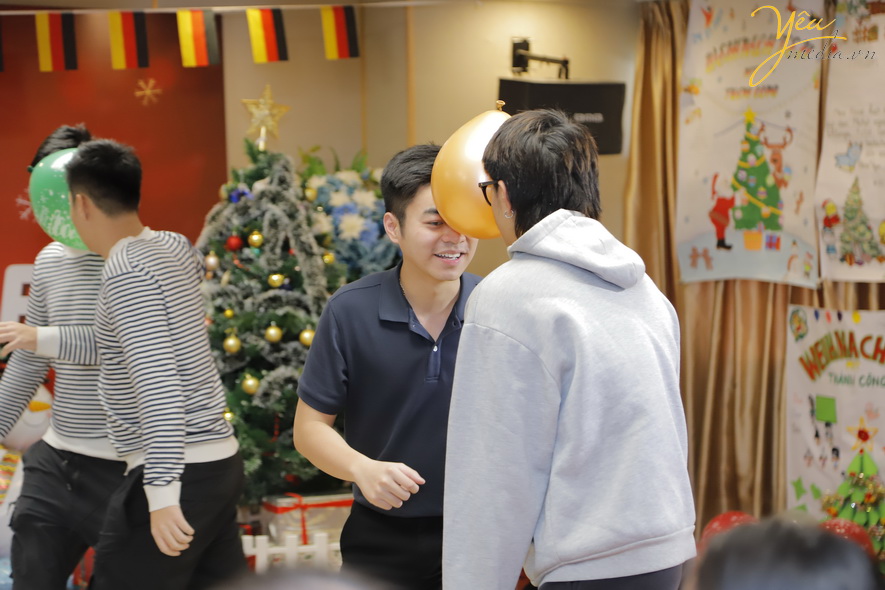 Sự kiện Frohe Weihnachten của các bạn sinh viên