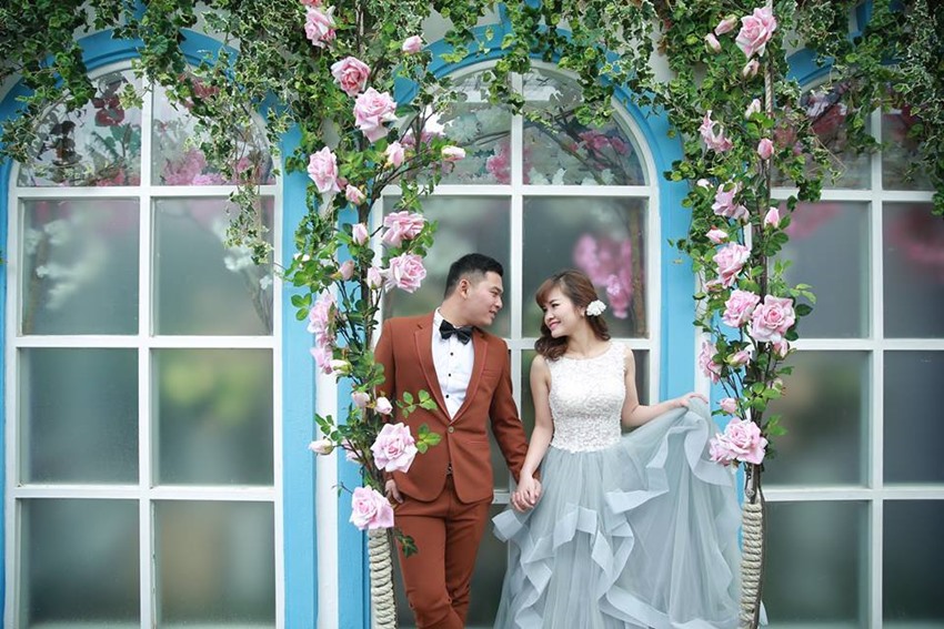 có nên chụp ảnh cưới tại cà phê phim trường ở hải phòng