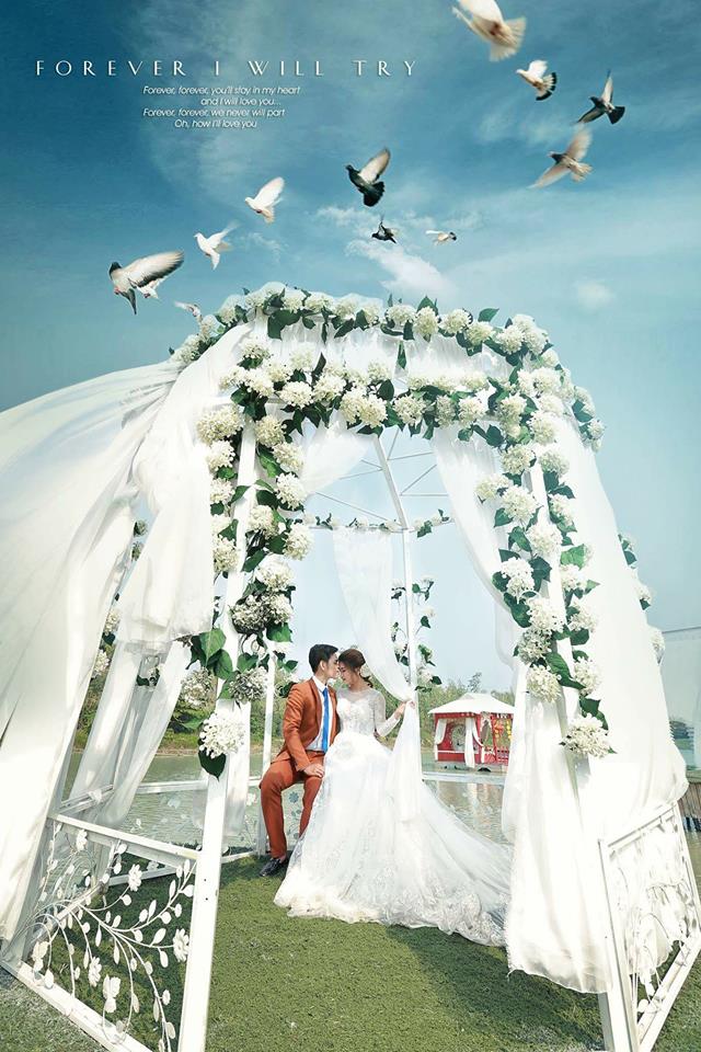 chụp ảnh cưới tại phim trường Heaven Love ở thị xã Sơn Tây