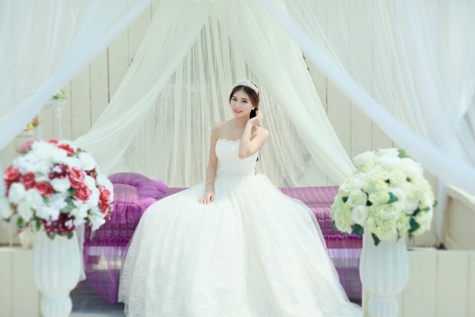 chụp ảnh cưới tại phim trường Heaven Love ở thị xã Sơn Tây