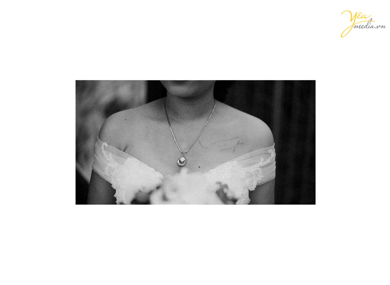 chụp ảnh phóng sự cưới black and white