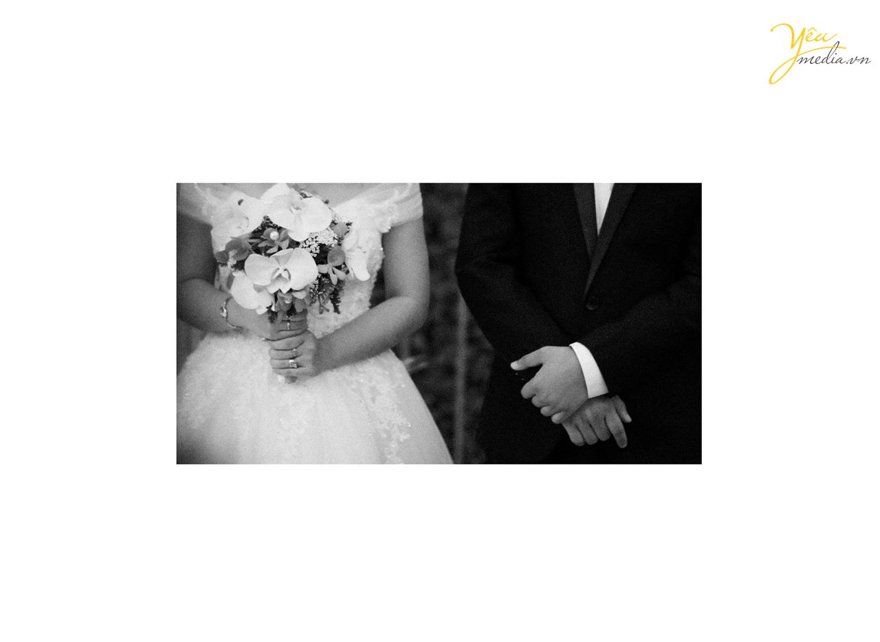 chụp ảnh phóng sự cưới black and white
