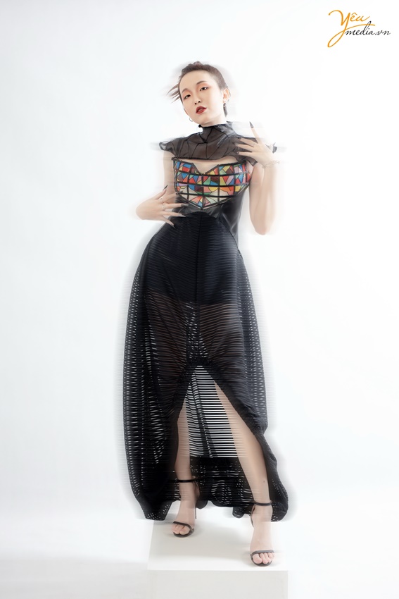 Bộ ảnh chụp thời trang thiết kế chuyên nghiệp trong studio