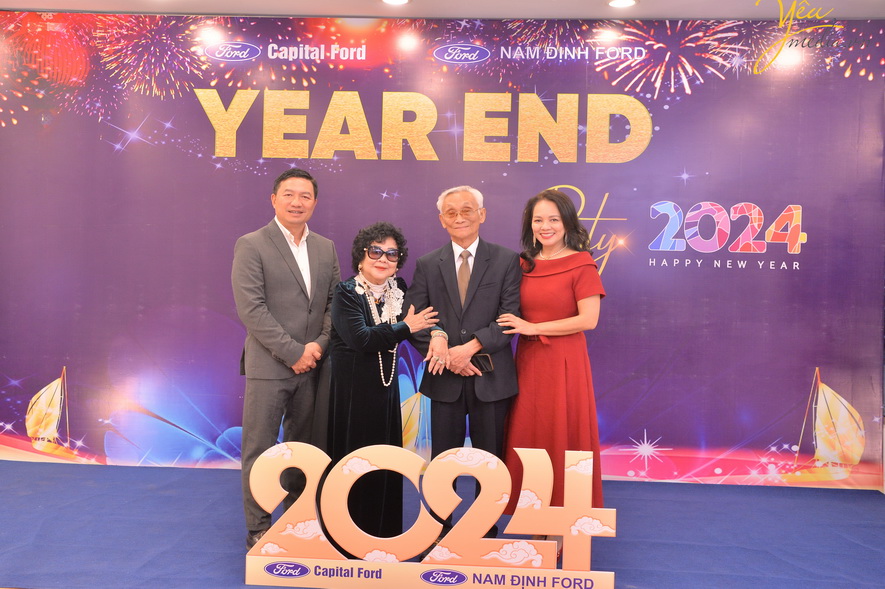 Ảnh chụp sự kiện tổng kết cuối năm 2023 của CAPITAL FORD