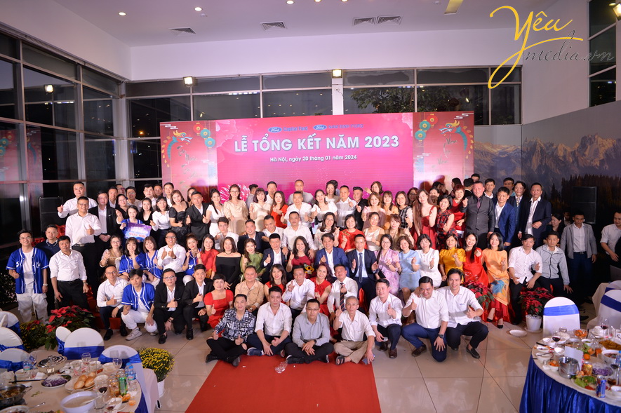 Ảnh chụp sự kiện tổng kết cuối năm 2023 của CAPITAL FORD