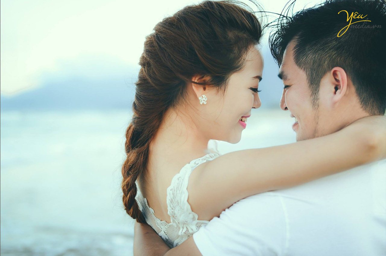 chụp ảnh cưới ở đường đeo và hồ nước