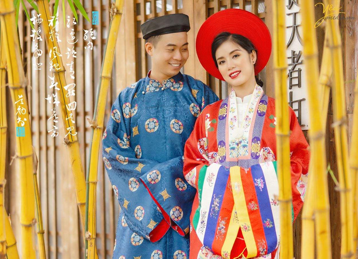 Cô dâu khoác áo Nhật Bình, chú rể diện áo tấc trong album ảnh tại Hà Nội