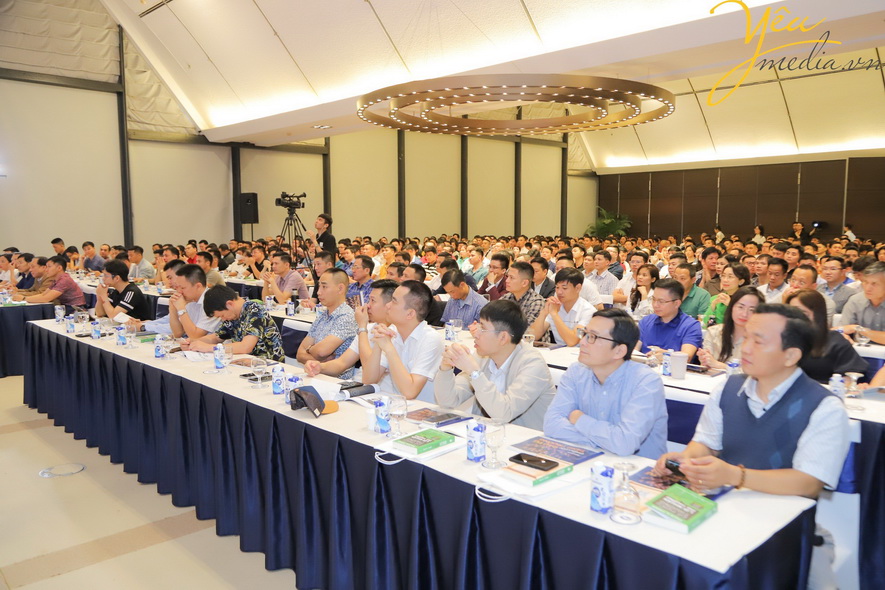 Kinh nghiệm chụp ảnh in sự kiện lấy ngay