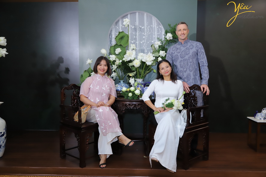 Chụp ảnh sự kiện Marriott Intermational và in ảnh lấy ngay