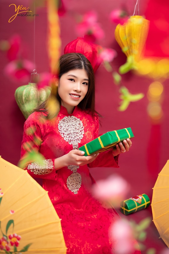 Chụp ảnh Tết cho bạn Huyền trong studio ở Hà Nội