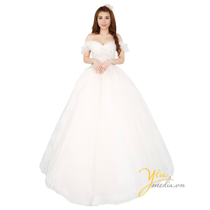 váy trắng công chúa xòe rộng thướt tha trễ vai