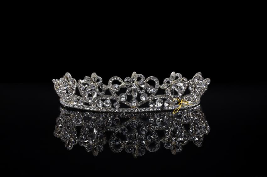 vương miện cô dâu