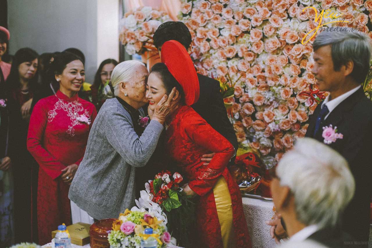 Chụp ảnh đám cưới truyền thống
