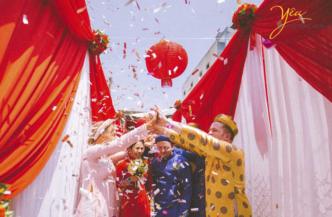 Chụp ảnh đám cưới truyền thống