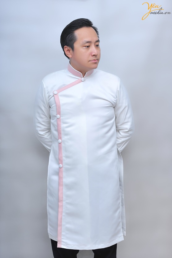 Áo dài nam viền hồng