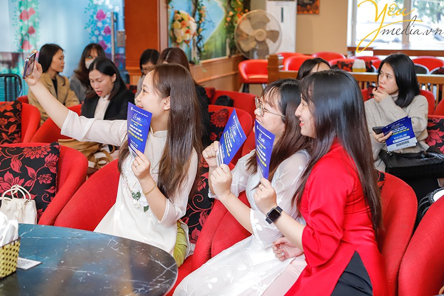 Sự kiện nghiên cứu giáo trình và phương pháp giảng dạy tiếng Trung cho trẻ em