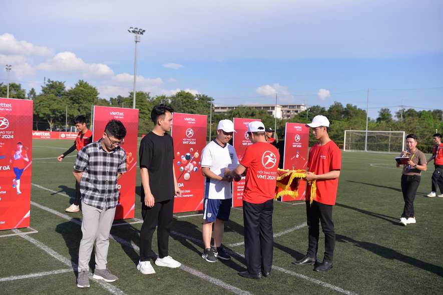 Quay chụp sự kiện hội thảo tdtt vht 2014 của viettel