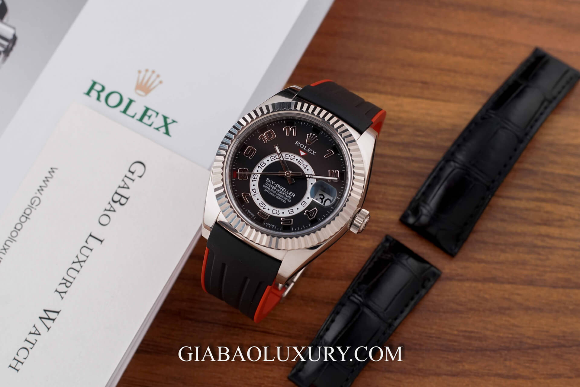 Đồng hồ Rolex Sky Dweller 326139 Mặt Số Đen