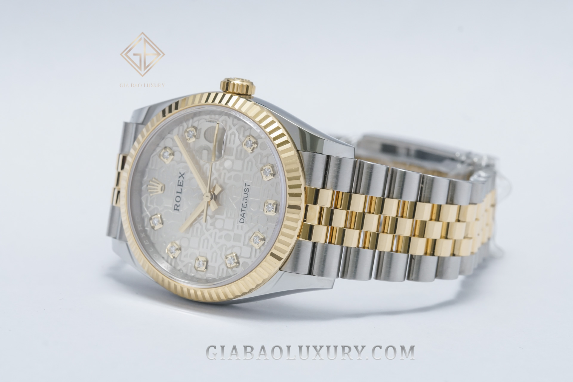 Đồng Hồ Rolex Datejust 36 126233 Mặt Số Vi Tính Bạc