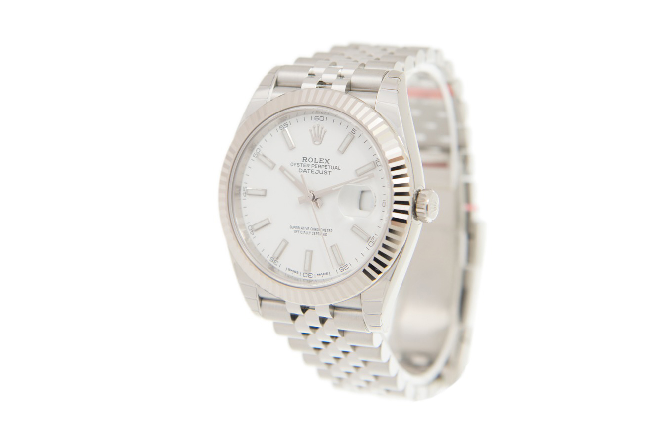 Đồng Hồ Rolex Datejust 41 126334 Mặt Số Trắng Cọc Số Dạ Quang Đồng Hồ Rolex Datejust 41 126334 Mặt Số Trắng Cọc Số Dạ Quang