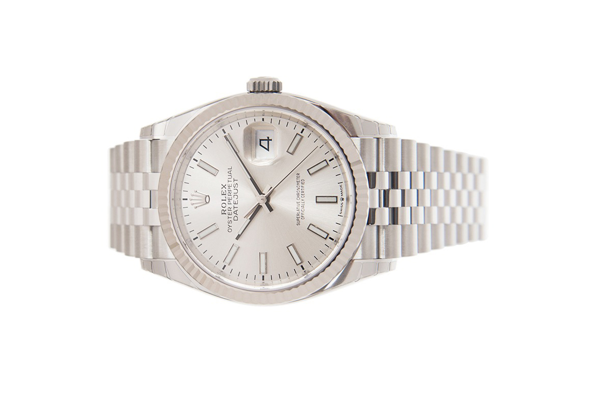 Đồng Hồ Rolex Datejust 36 126234 Mặt Số Bạc Cọc Số Dạ Quang