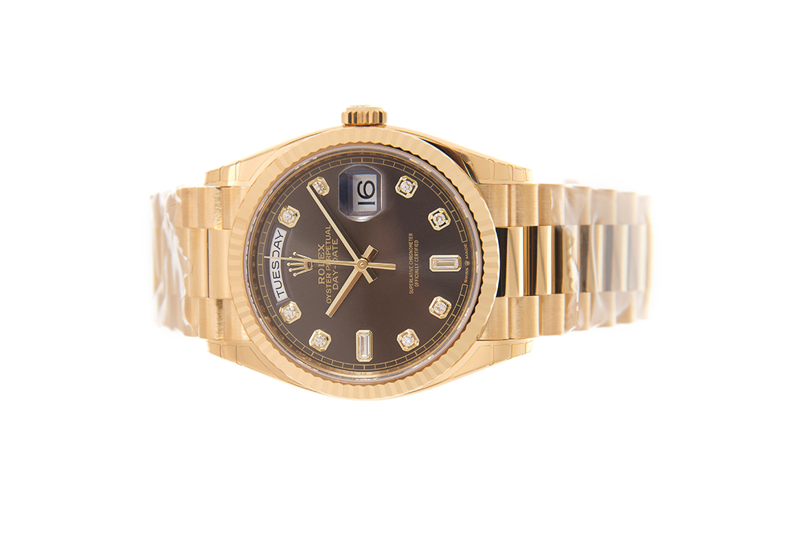 Đồng Hồ Rolex Day-Date 36 128238 Mặt Số Xám Tối Nạm Kim Cương