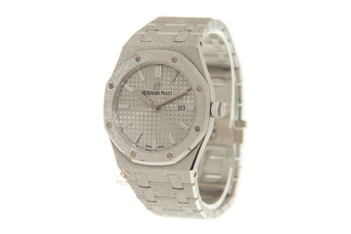Đồng Hồ Audemars Piguet Royal Oak FROSTED GOLD 67653BC.GG.1263BC.01 Đồng Hồ Audemars Piguet Royal Oak FROSTED GOLD 67653BC.GG.1263BC.01