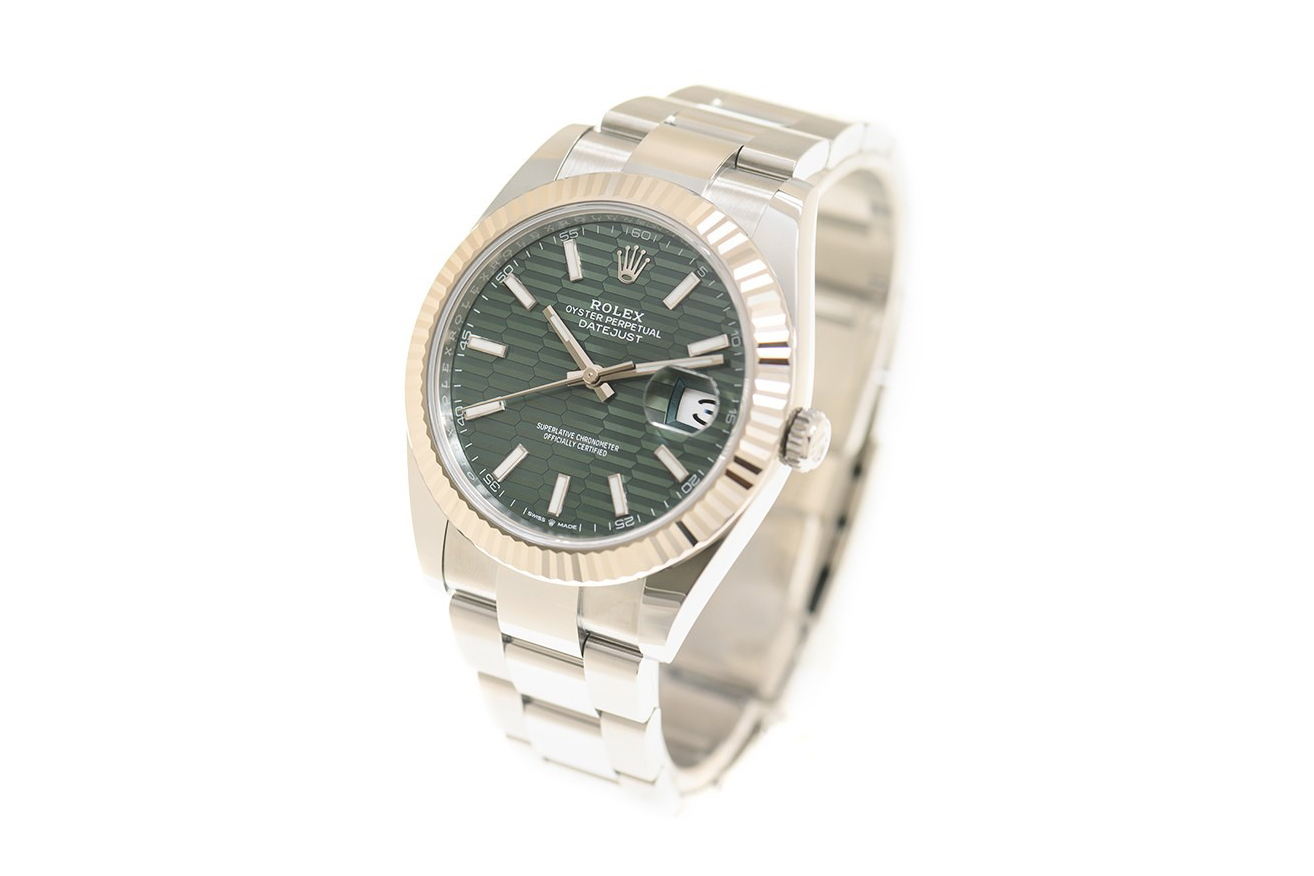 Đồng Hồ Rolex Datejust 41 126334 Mặt Số Xanh Lá Cây Vân Gấp Nếp Dây Đeo Oyster Đồng Hồ Rolex Datejust 41 126334 Mặt Số Xanh Lá Cây Vân Gấp Nếp Dây Đeo Oyster
