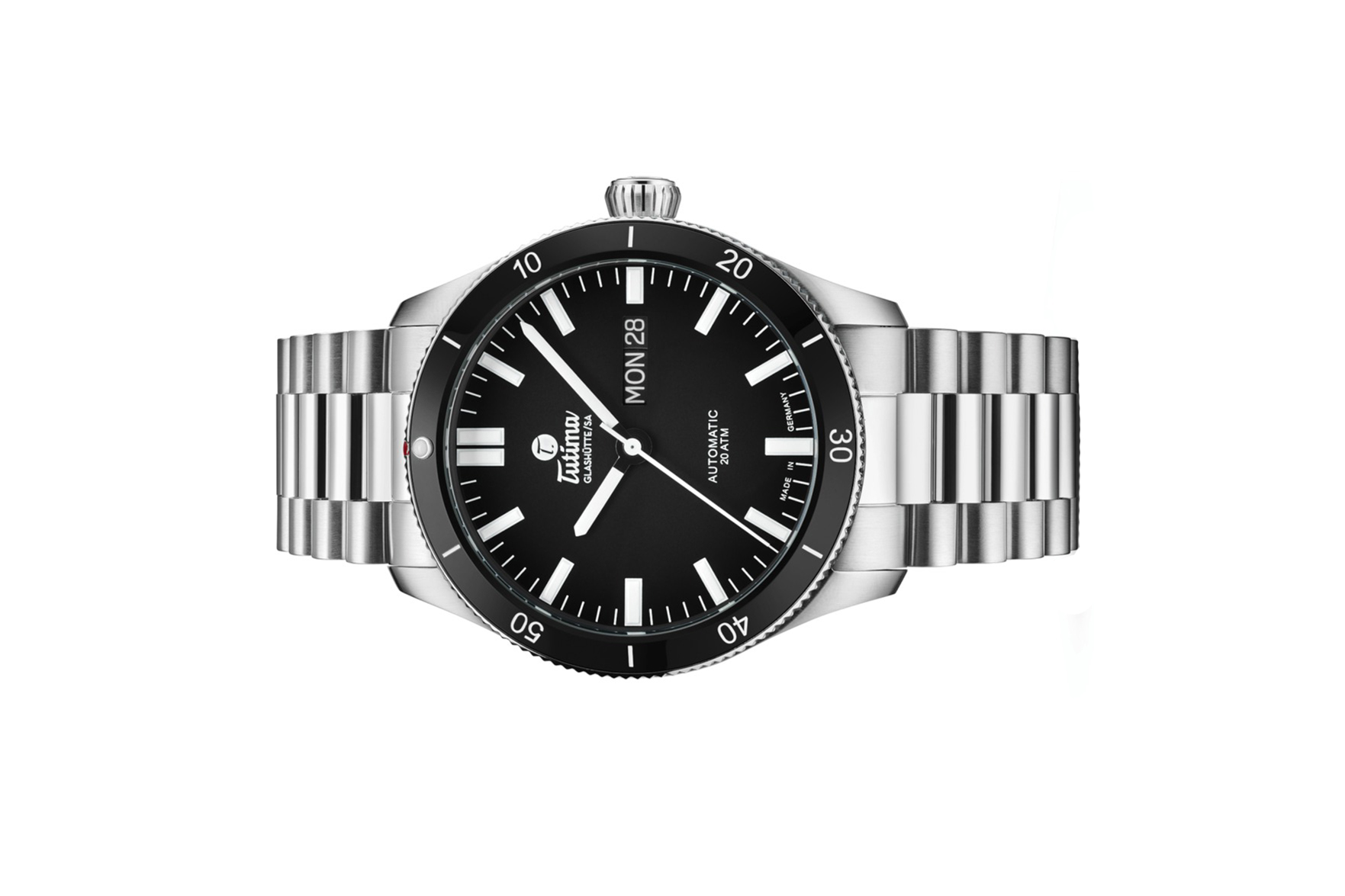 Đồng hồ đeo tay thương hiệu Tutima, dòng sản phẩm Grand Flieger Airport, Ref no: 6107-06, mặt số đen, size 41mm, máy tự động, vỏ và dây đồng hồ bằng thép không gỉ, hàng mới 100%