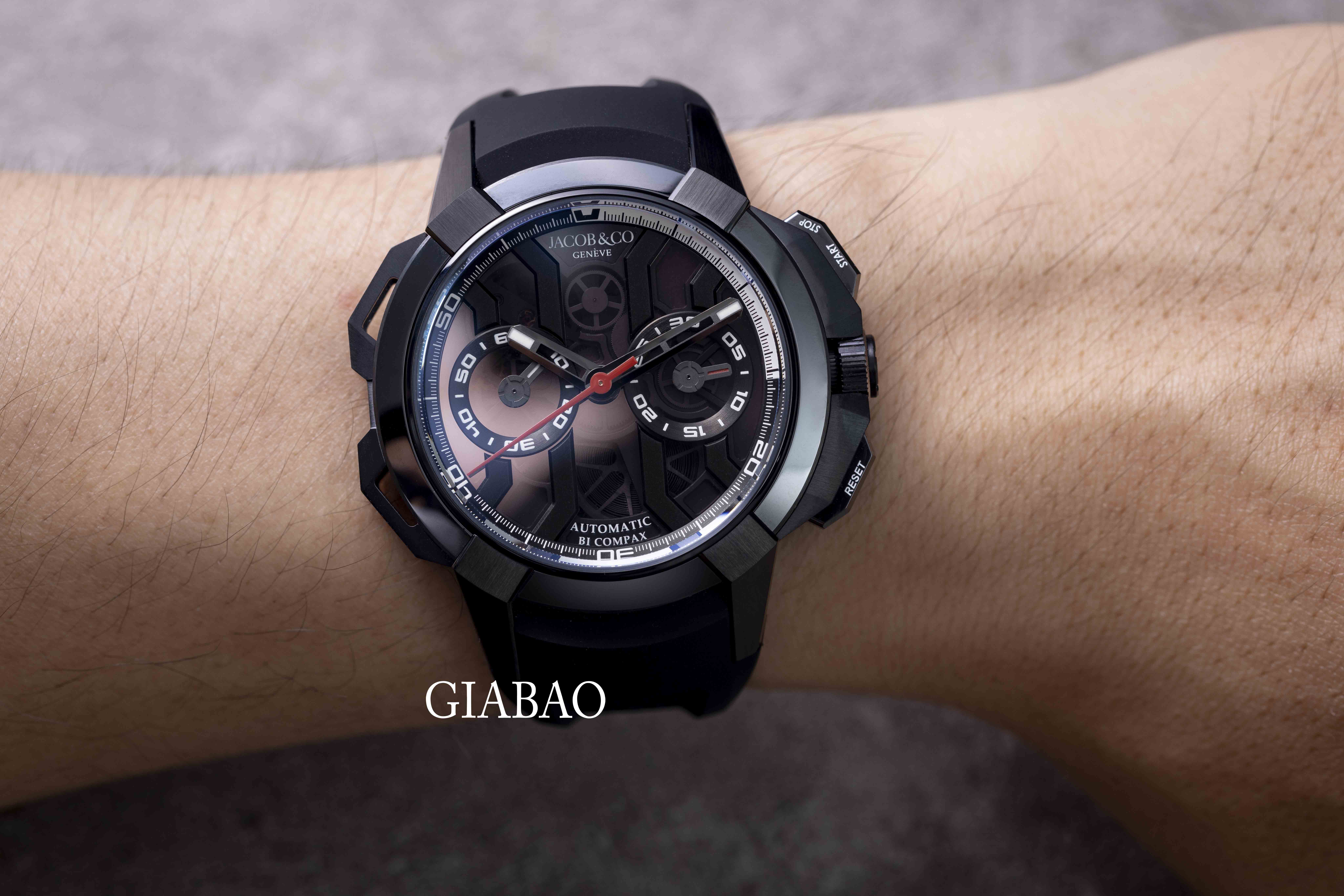 Đồng Hồ Jacob & Co Epic X Chrono Black Titanium Ceramic Bezel EC400.21.AB.AB.A Đồng hồ đeo tay Jacob & Co EPIC X CHRONO EC400.21.AB.AB.ABRUA, vỏ titanium đen và ceramic size 43mm, máy tự động, dây cao su size M, khoá gấp, hàng mới 100%