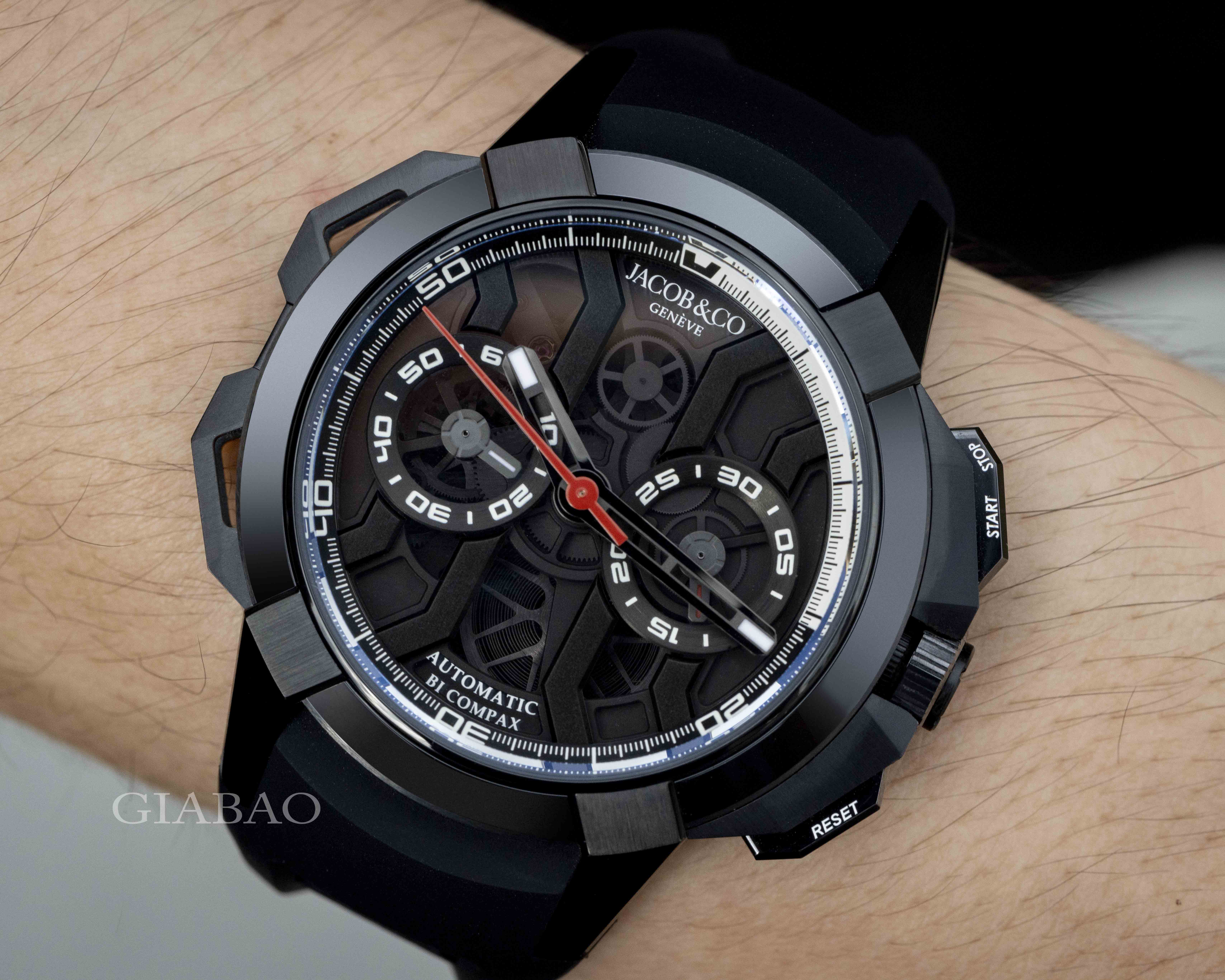 Đồng Hồ Jacob & Co Epic X Chrono Black Titanium Ceramic Bezel EC400.21.AB.AB.A Đồng hồ đeo tay Jacob & Co EPIC X CHRONO EC400.21.AB.AB.ABRUA, vỏ titanium đen và ceramic size 43mm, máy tự động, dây cao su size M, khoá gấp, hàng mới 100%