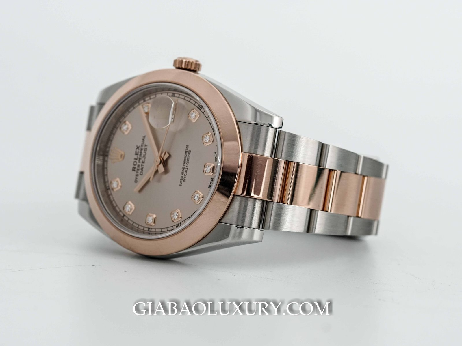 Đồng Hồ Rolex Datejust 41 126301 Mặt Số Sundust Nạm Kim Cương Dây Đeo Oyster