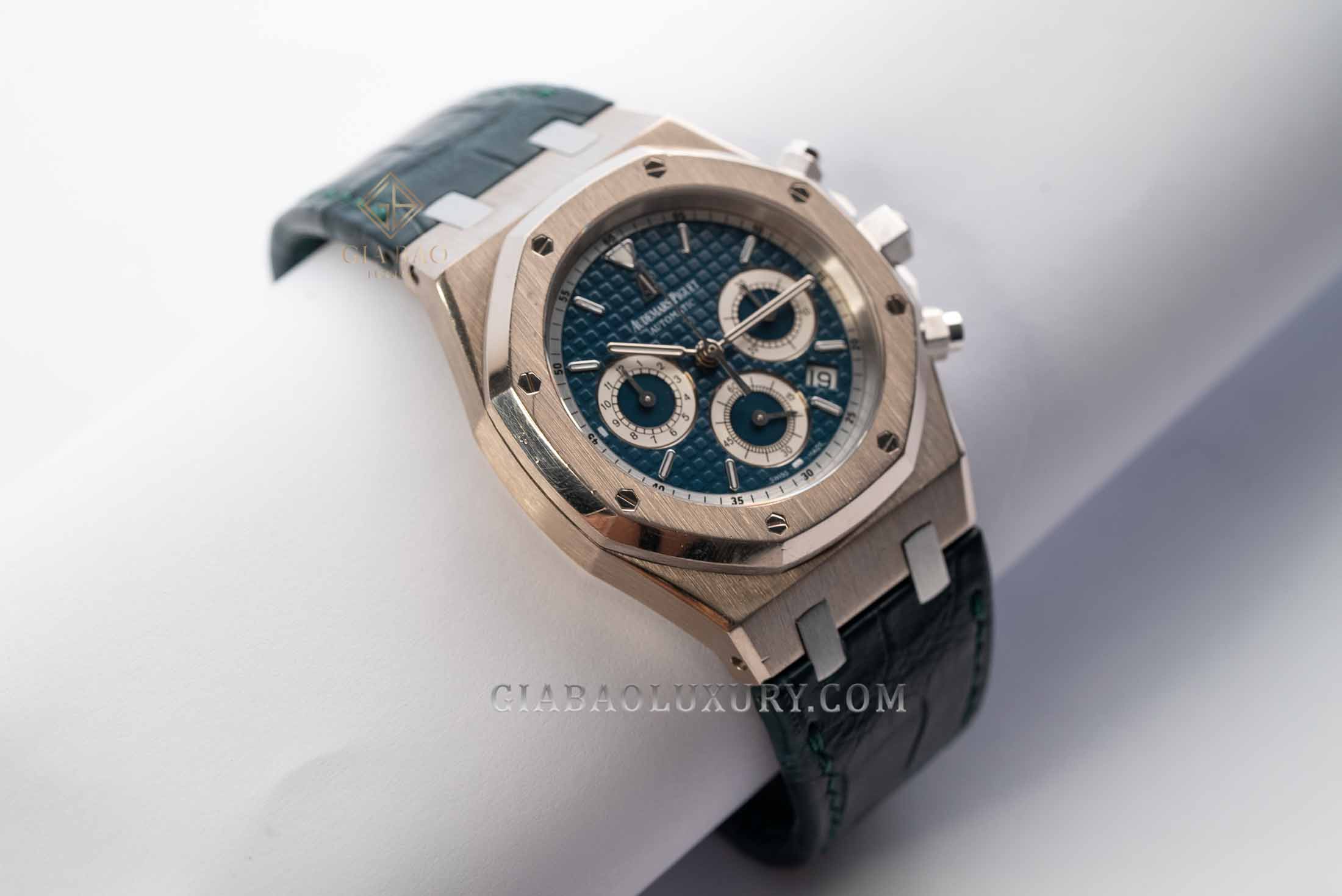 Đồng Hồ Audemars Piguet Royal Oak 26022BC.OO.D028CR.01 Đồng Hồ Audemars Piguet Royal Oak 26022BC.OO.D028CR.01