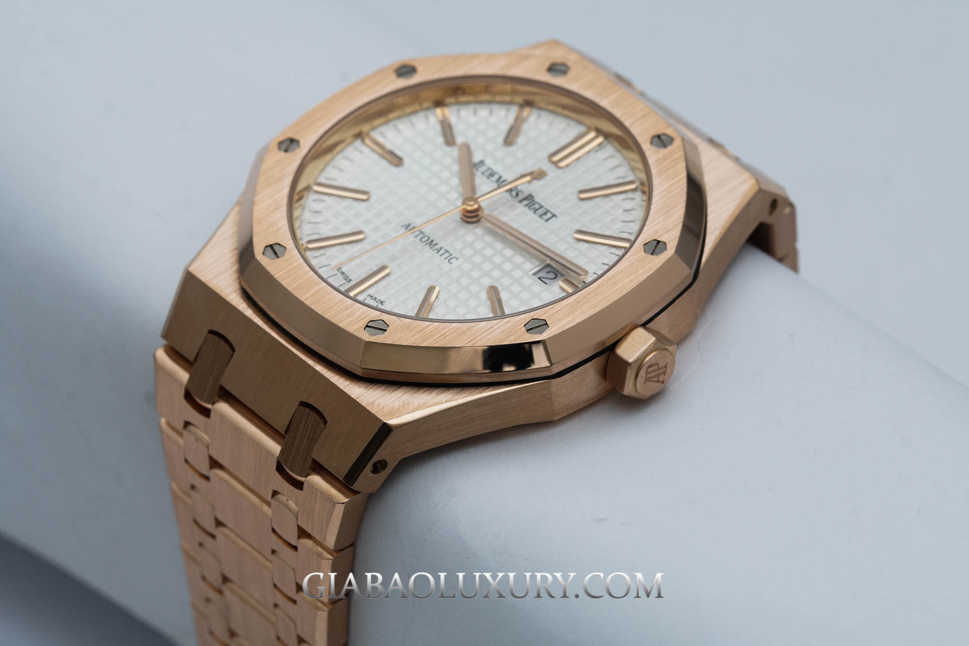 Đồng Hồ Audemars Piguet Royal Oak Selfwinding 15400OR.OO.1220OR.02