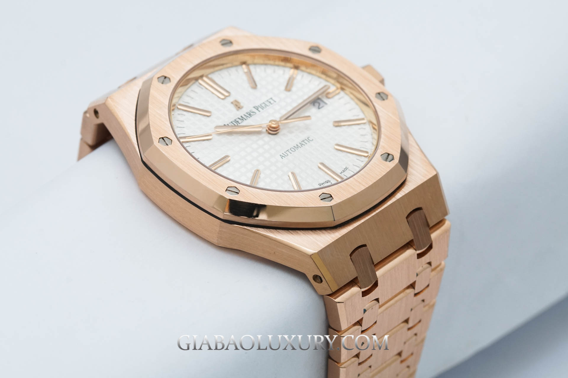 Đồng Hồ Audemars Piguet Royal Oak Selfwinding 15400OR.OO.1220OR.02