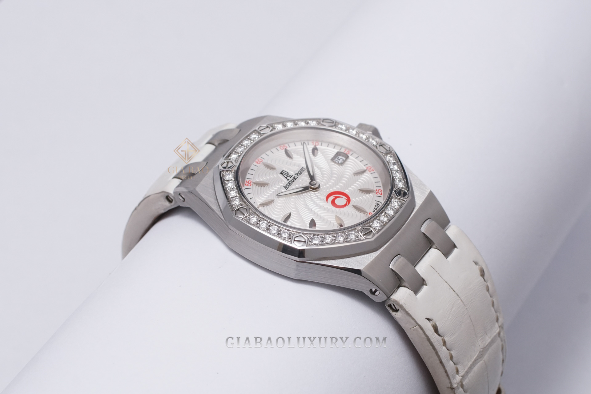 Audemars Piguet Royal Oak ALINGHI 67611ST.ZZ.D012CR.01 Đồng Hồ Audemars Piguet Royal Oak ALINGHI 67611ST.ZZ.D012CR.01