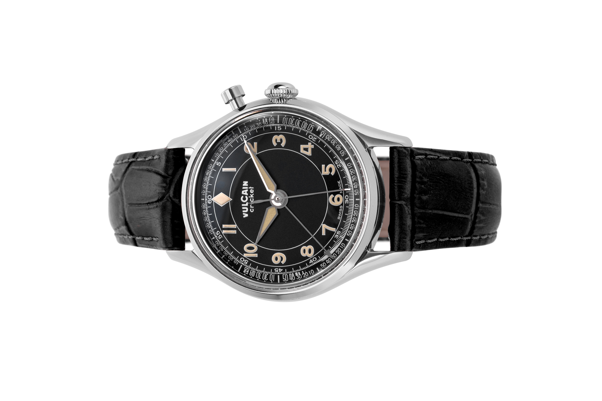 Đồng Hồ Vulcain Cricket classique 39mm Black & Khaki numbers 100168B97.BAL248 Đồng hồ đeo tay thương hiệu Vulcain, dòng sản phẩm Cricket Classique, Ref no: 100168B97, mặt số màu đen Kaki, size 39mm, máy lên cót tay, vỏ đồng hồ thép không gỉ, dây da cá sấu, hàng mới 100%