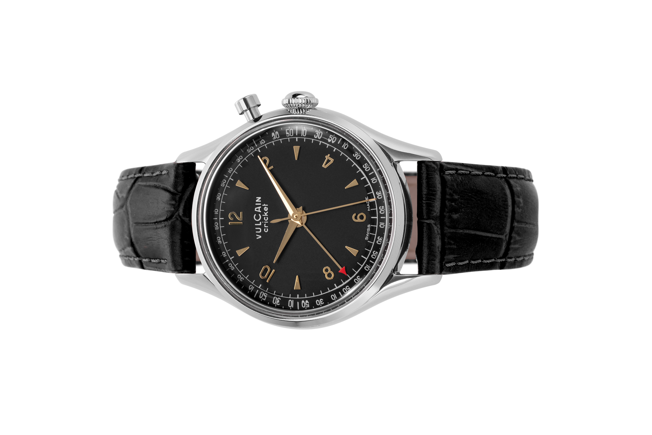 Đồng hồ đeo tay thương hiệu Vulcain, dòng sản phẩm Cricket Tradition, Ref no: 100168A06, mặt số màu đen, size 39mm, máy lên cót tay, vỏ đồng hồ thép không gỉ, dây da cá sấu, hàng mới 100%