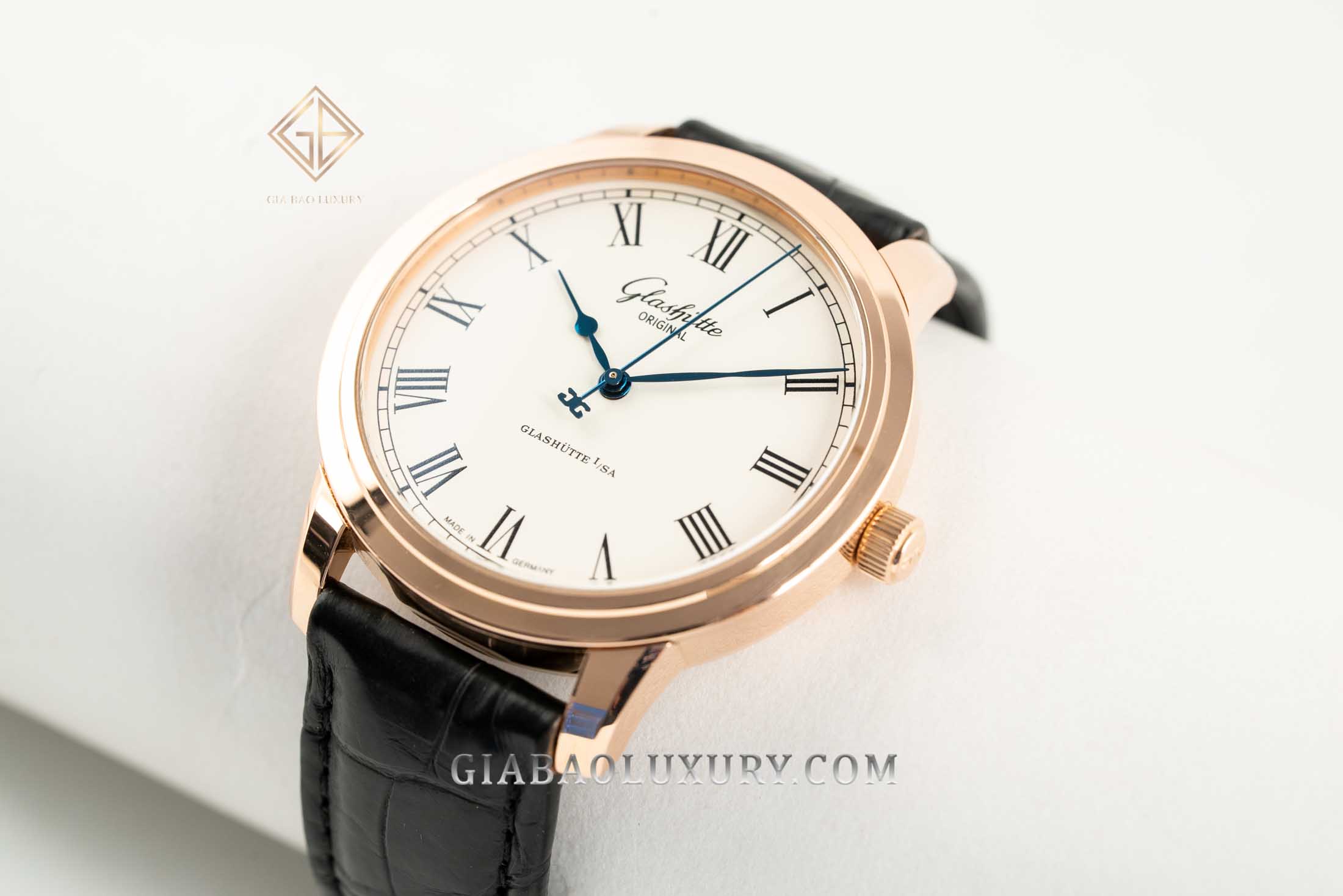 Đồng Hồ Glashutte Original Senator Automatic 39-59-01-05-04