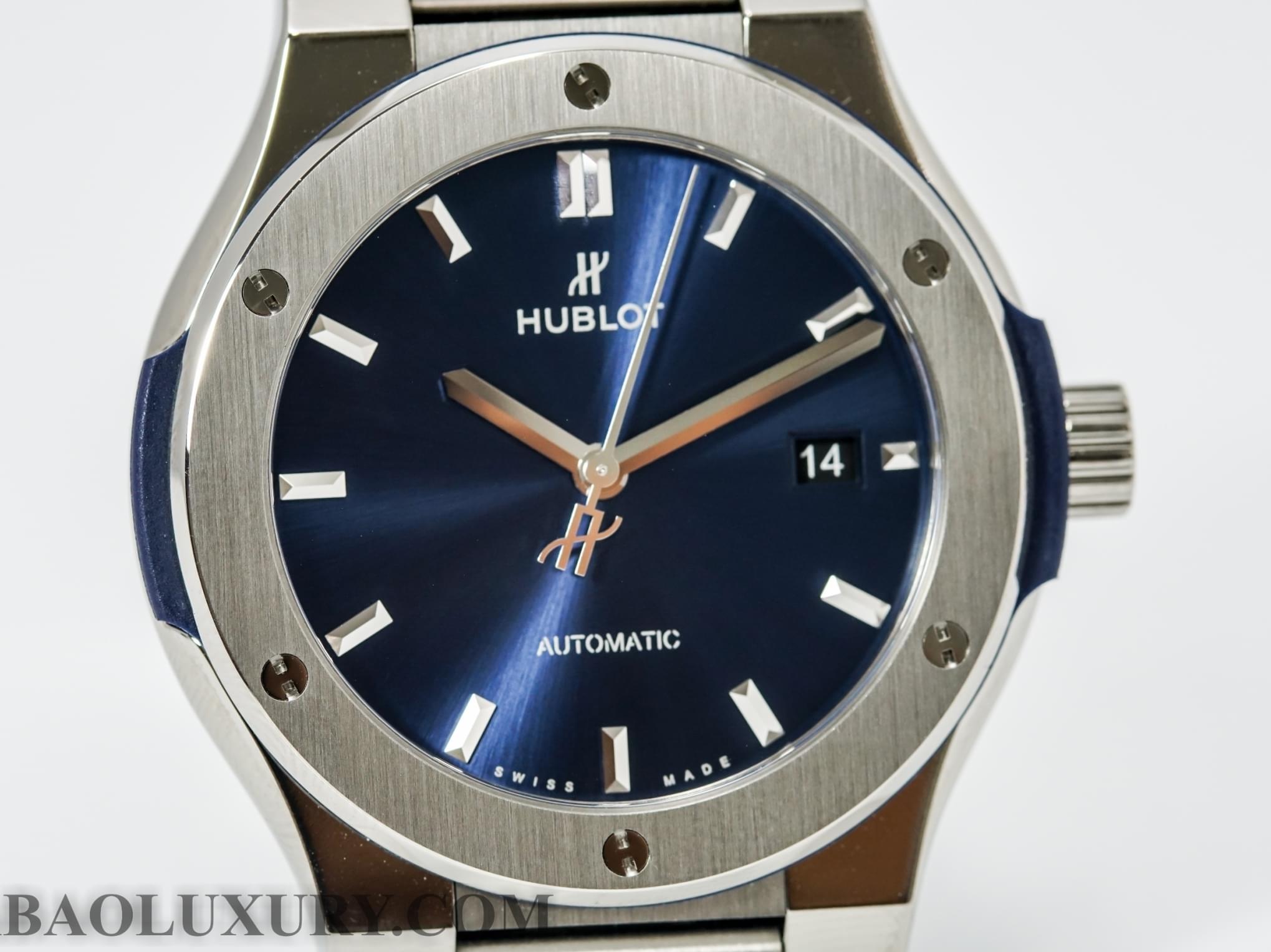 Đồng Hồ Hublot Classic Fusion Blue Titanium 42mm 542.NX.7170.LR