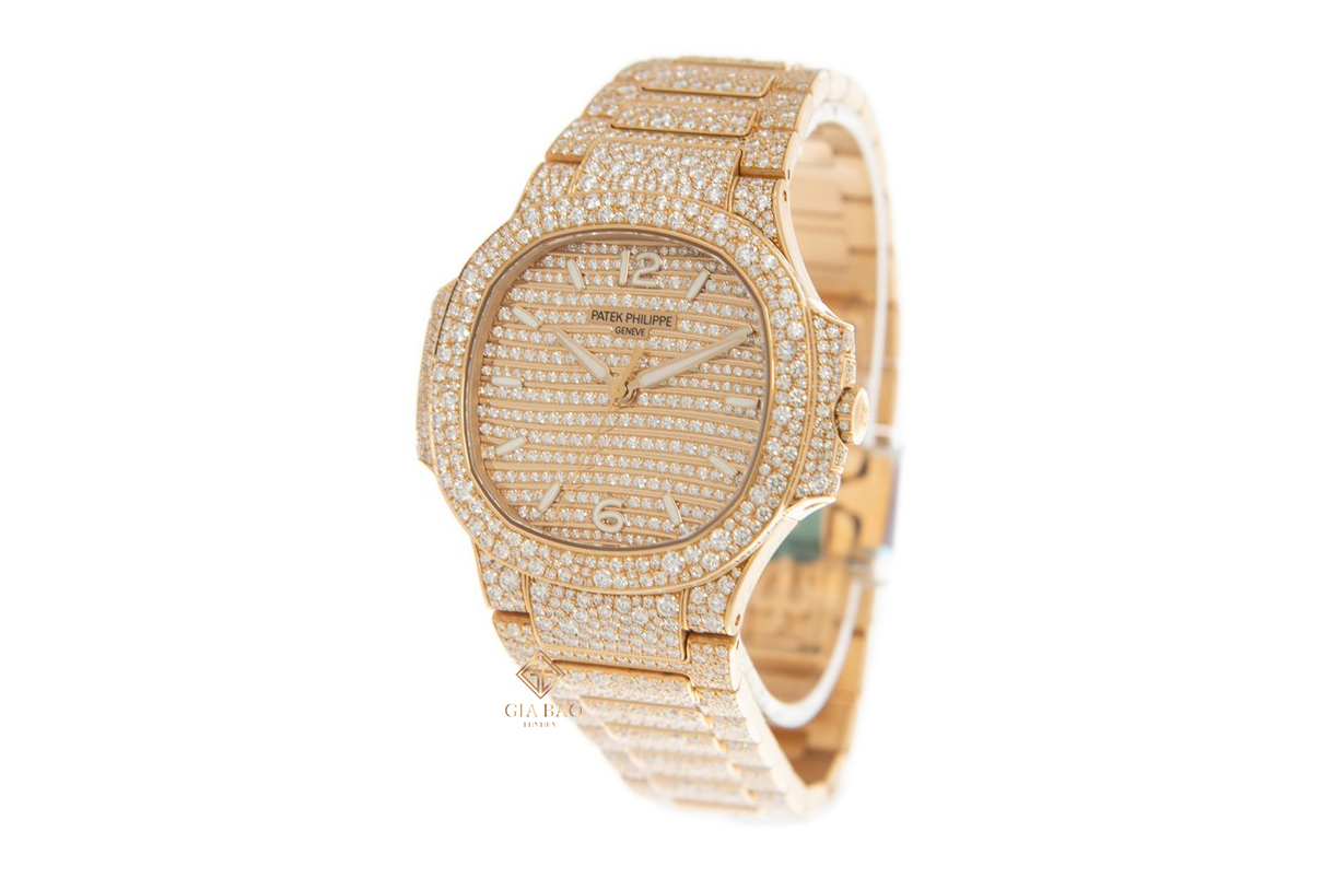 Đồng Hồ Patek Philippe Nautilus 7118/1450R-001 Đồng Hồ Patek Philippe Nautilus 7118/1450R-001