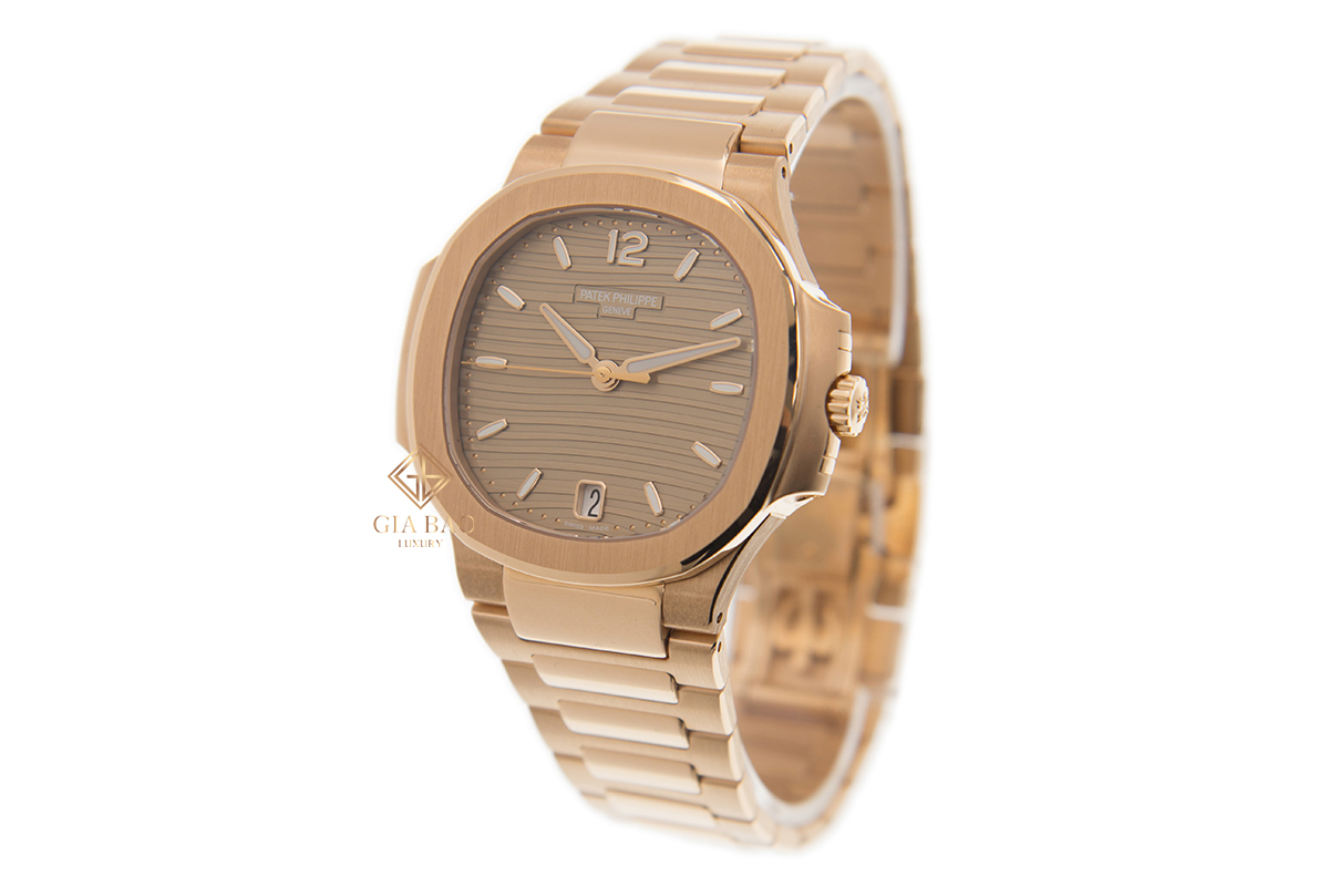 Đồng Hồ Patek Philippe Nautilus 7118-1R-010 Đồng Hồ Patek Philippe Nautilus 7118/1R-010