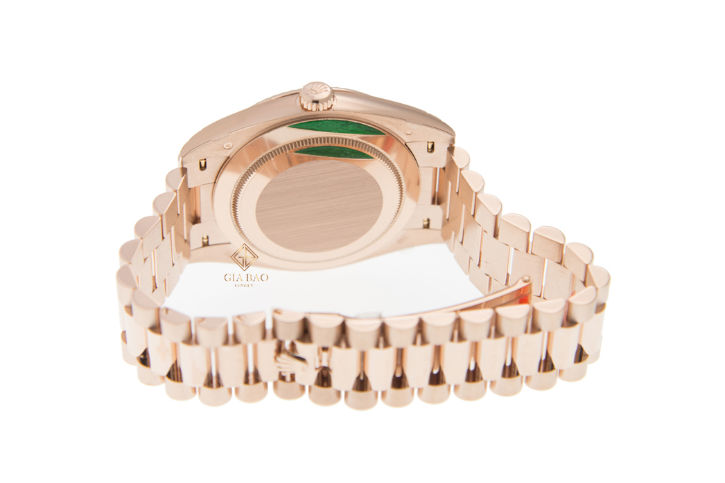 Đồng Hồ Rolex Day-Date 40 228235 Mặt Số Sundust Cọc Số La Mã Đồng Hồ Rolex Day-Date 40 228235 Mặt Số Sundust Cọc Số La Mã