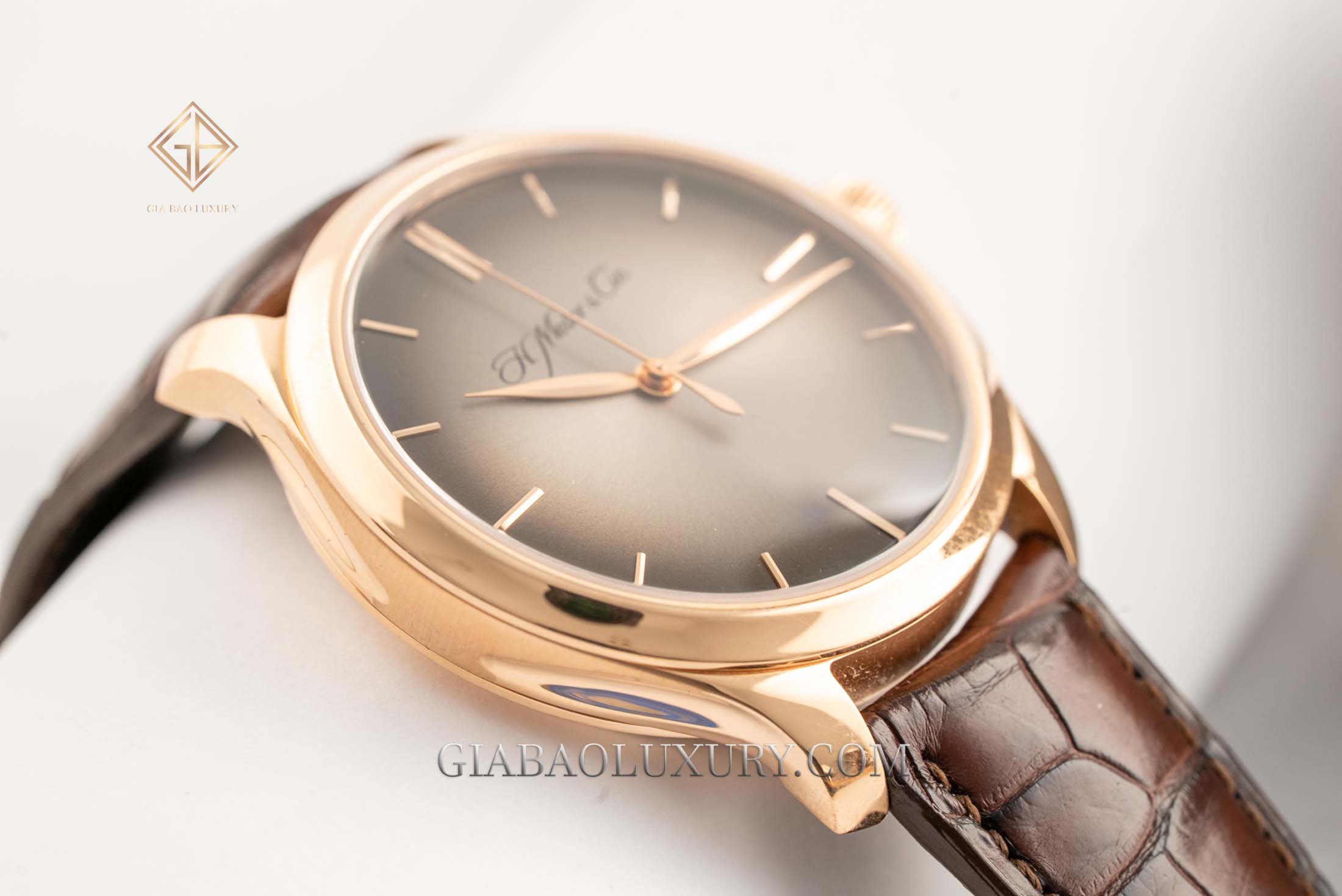 Đồng hồ H. Moser & Cie. Endeavour Centre Seconds 1200-0400